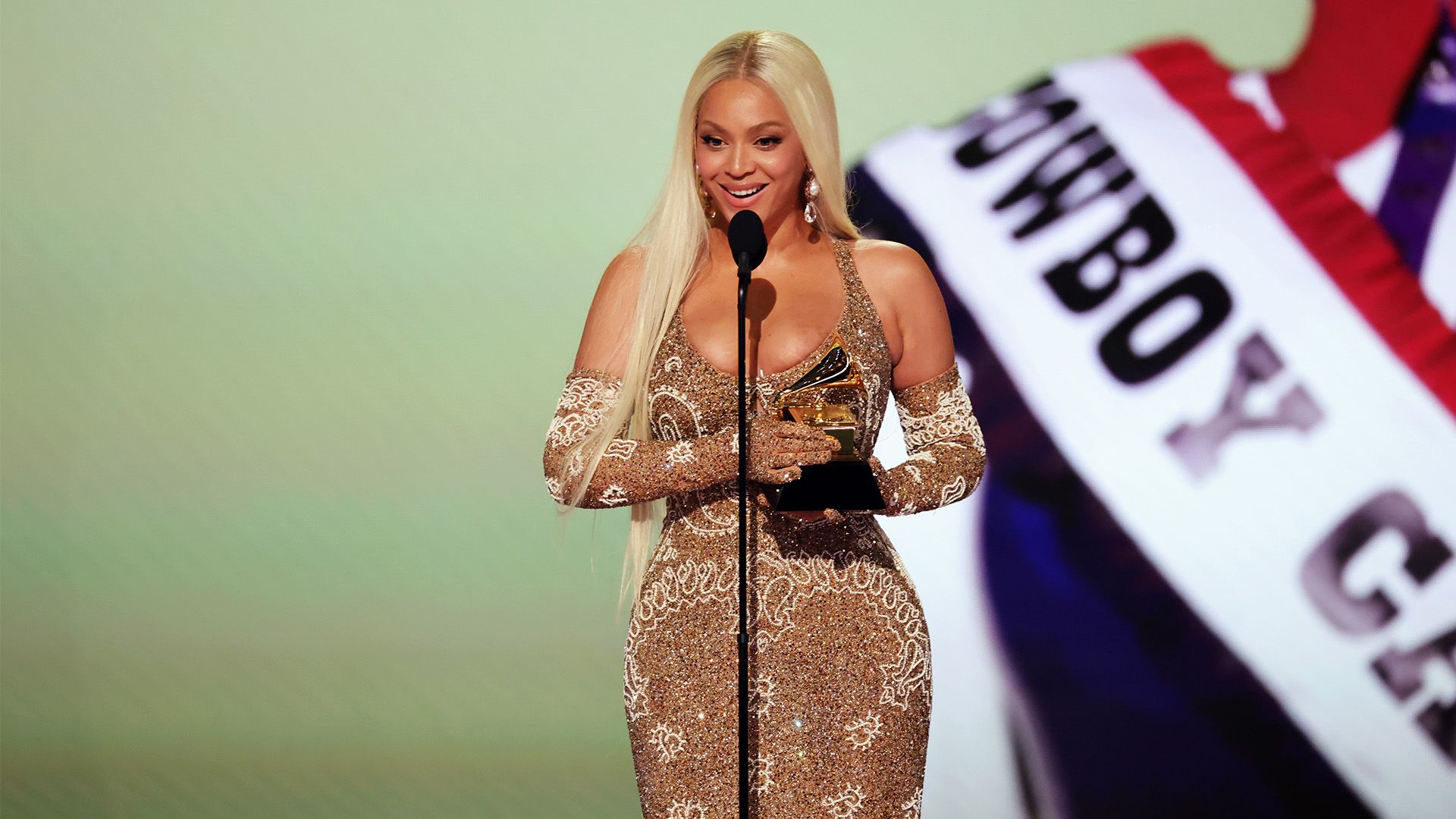 教练组需要 教练组需要