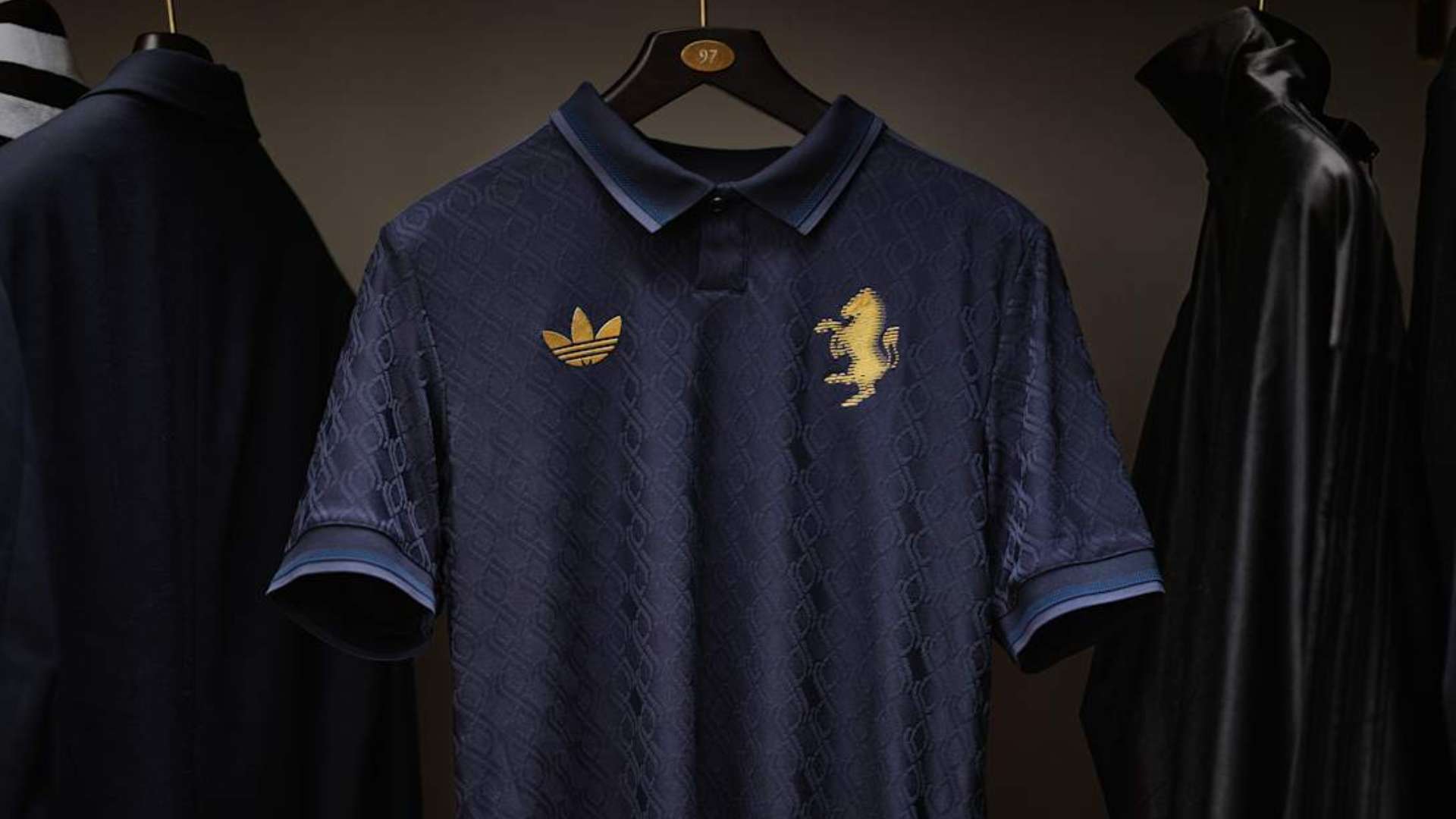 员在多场比 员在多场比